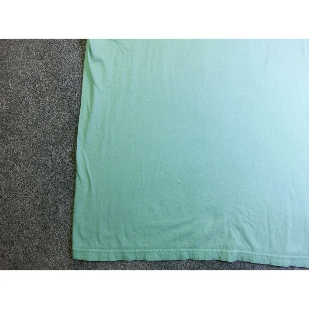 Surf Style T-Shirt Mens Large Treasure Island Cotton Light Green Surfer Beach